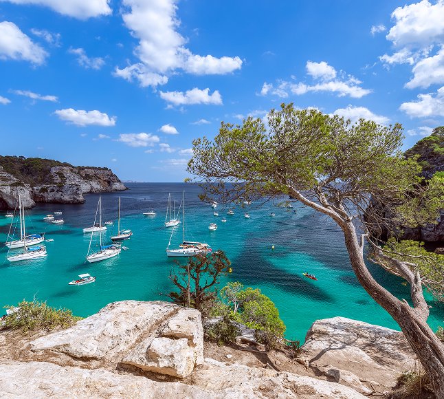 Minorka – co zobaczyć na wyspie Balearów