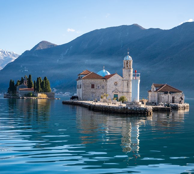 Kiedy jechać do Czarnogóry? Najlepszy czas na wczasy