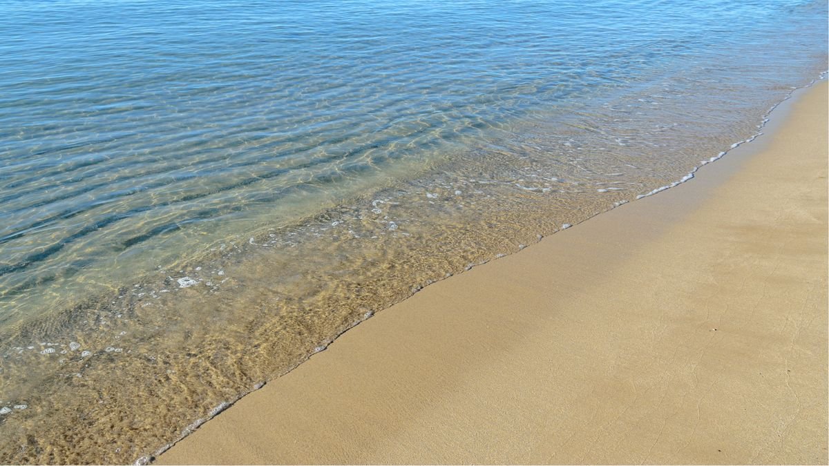 Shkorpilovtsi Beach