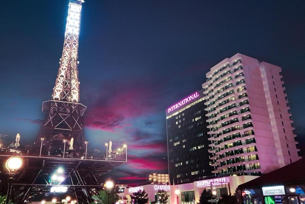 International Casino & Tower Suites
