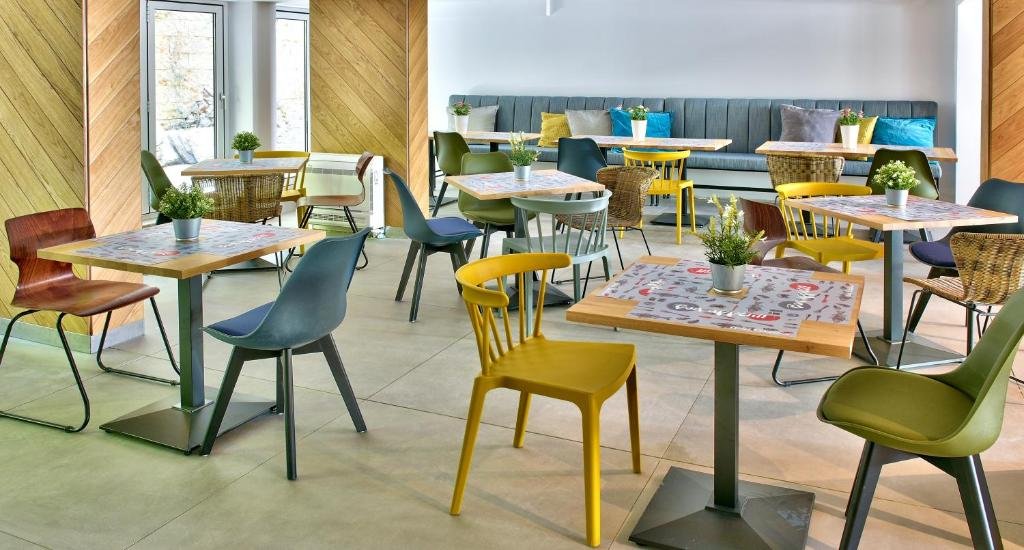 Ibis Styles Roomer Golden Sands