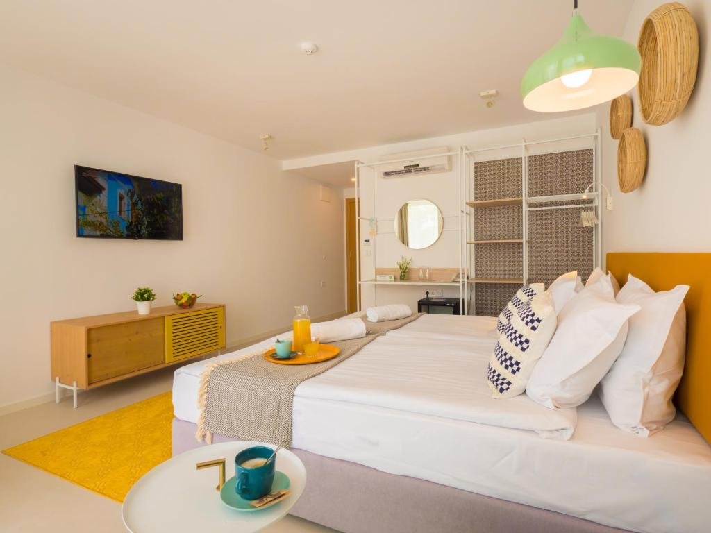 Ibis Styles Roomer Golden Sands