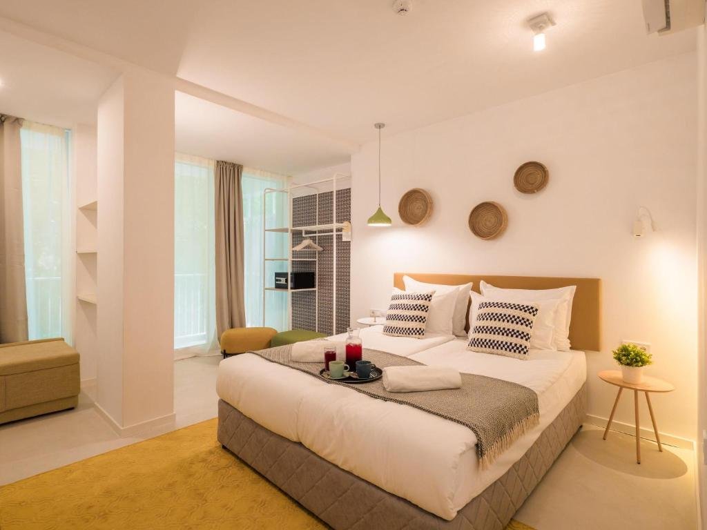 Ibis Styles Roomer Golden Sands
