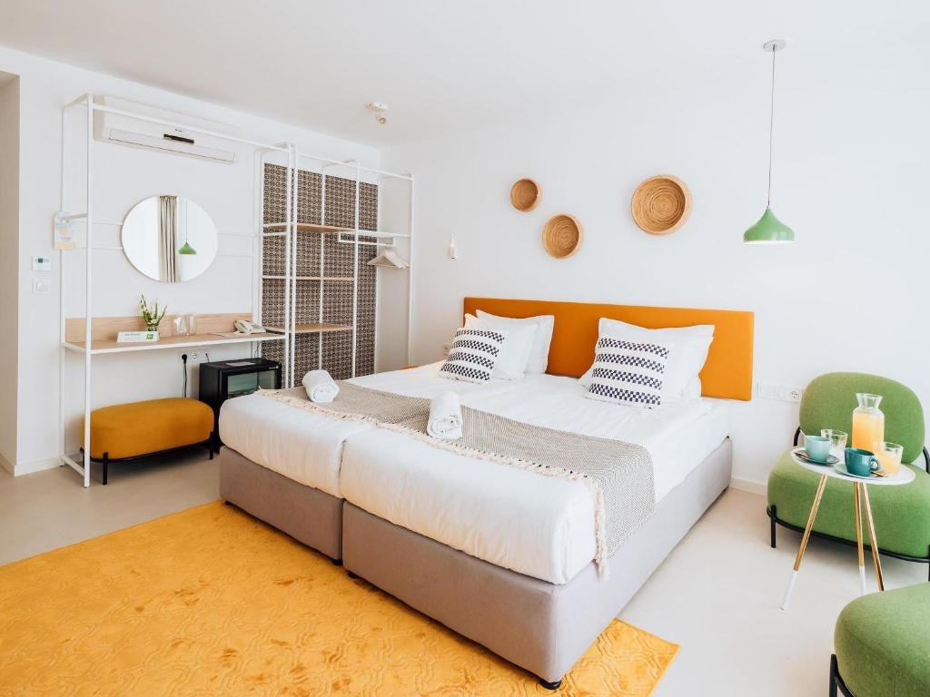 Ibis Styles Roomer Golden Sands