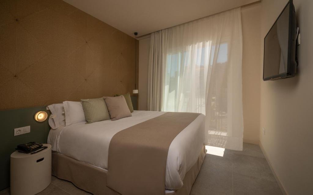 AQUA Hotel Bertran Park