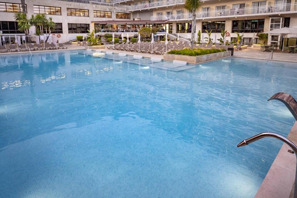Hotel GHT Oasis Park & SPA