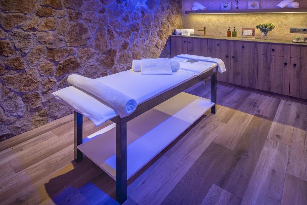 Hotel GHT Neptuno