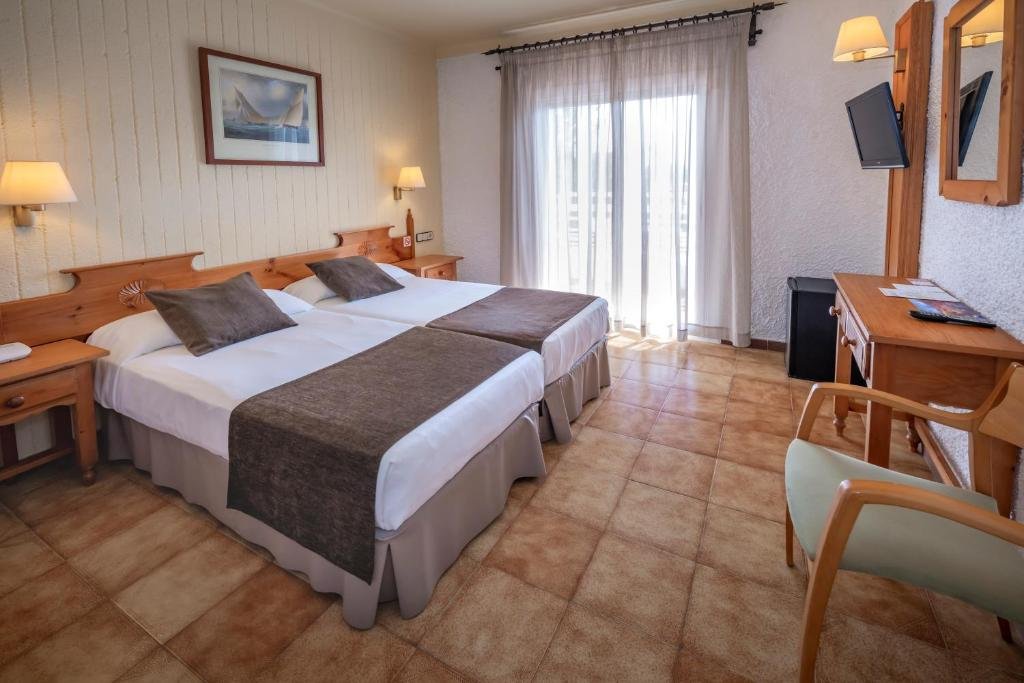 Hotel GHT Neptuno