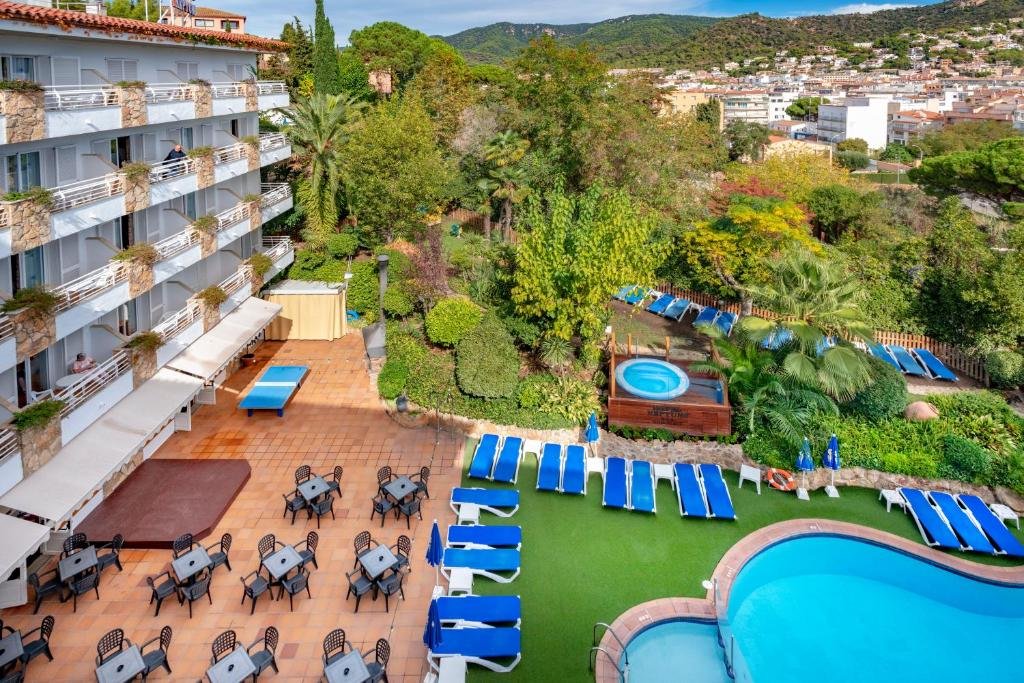Hotel GHT Neptuno