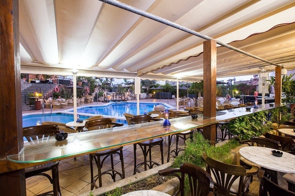 Hotel Alba Seleqtta