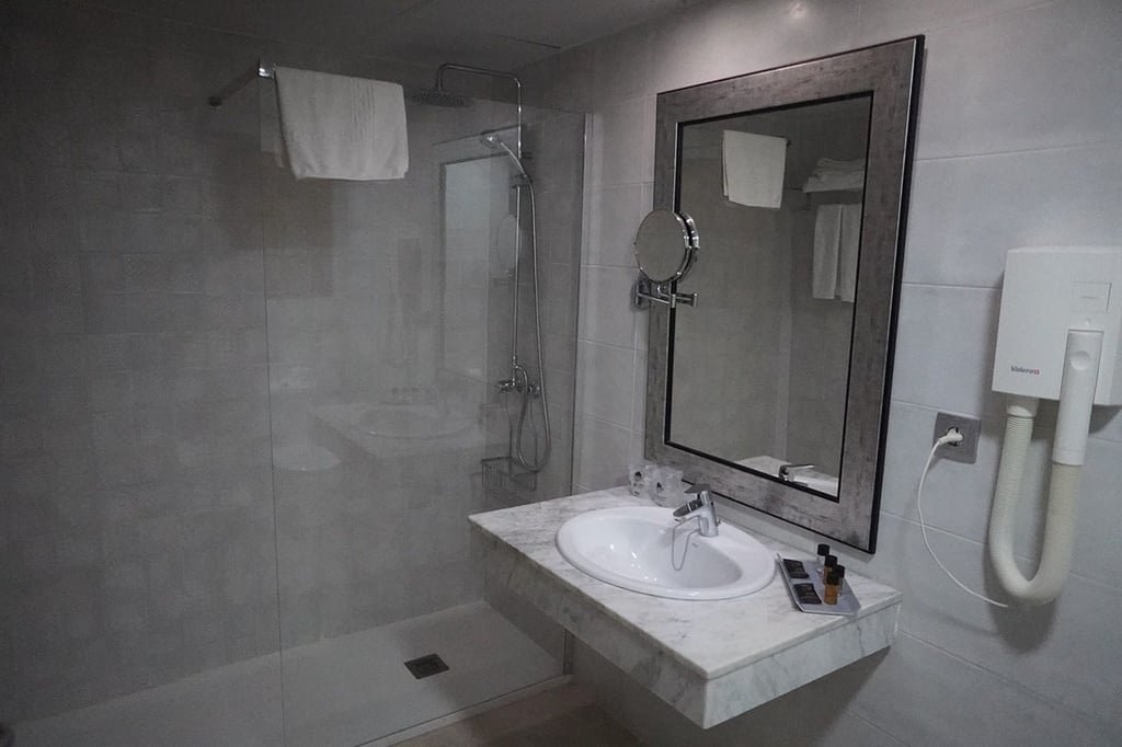 Hotel Alba Seleqtta