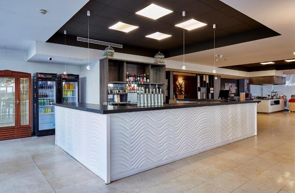 Hotel Surf Mar
