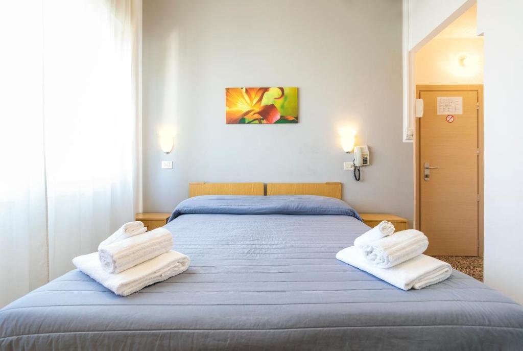 Hotel Ausonia B&B