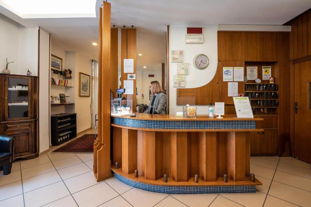Hotel Ausonia B&B