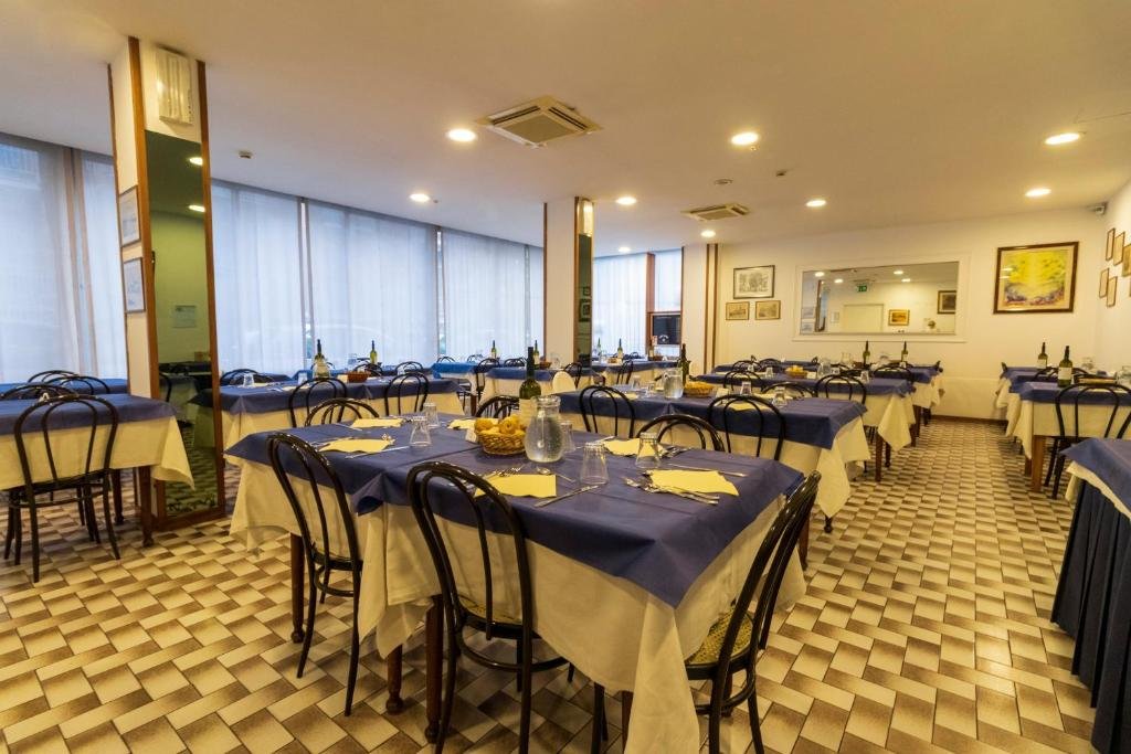 Hotel Ausonia B&B