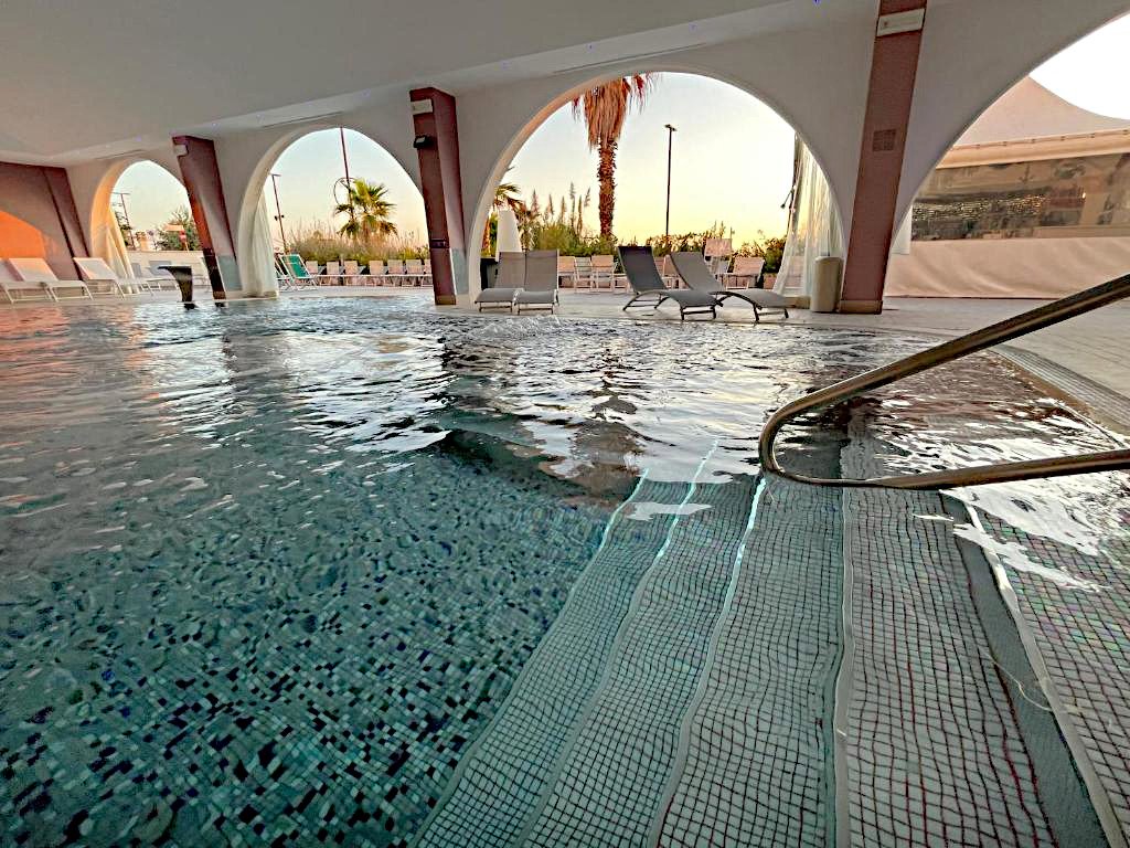 Hotel YES Hotel Touring & SPA