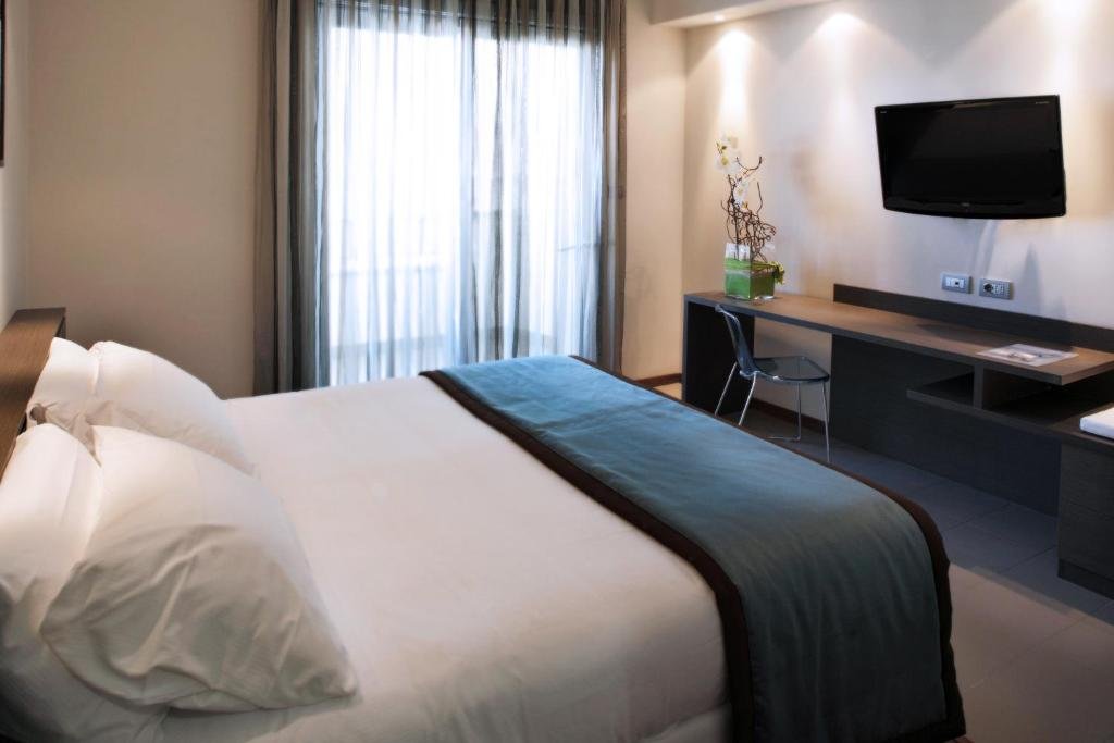 Hotel YES Hotel Touring & SPA