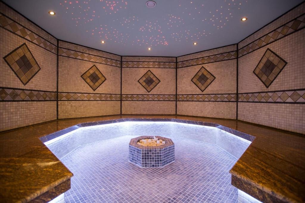 Melia Grand Hermitage