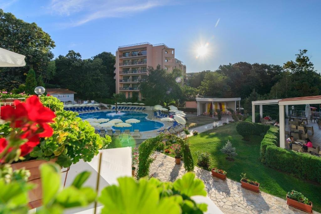 Madara Park Hotel