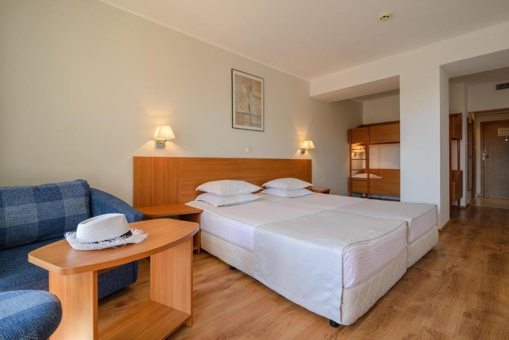 Madara Park Hotel