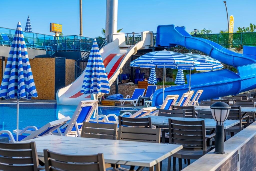 Hotel Relax Beach