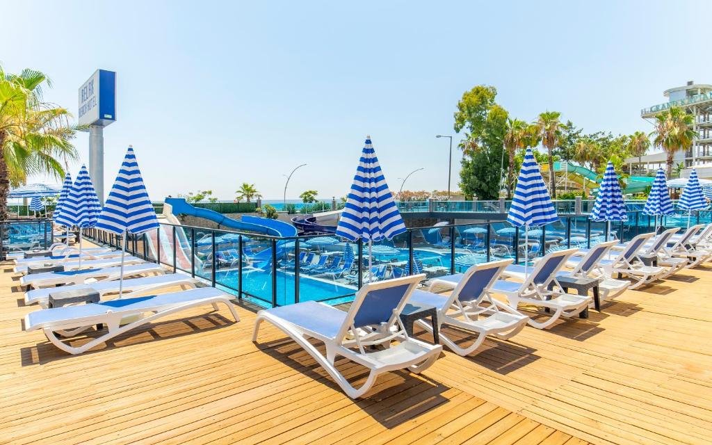 Hotel Relax Beach