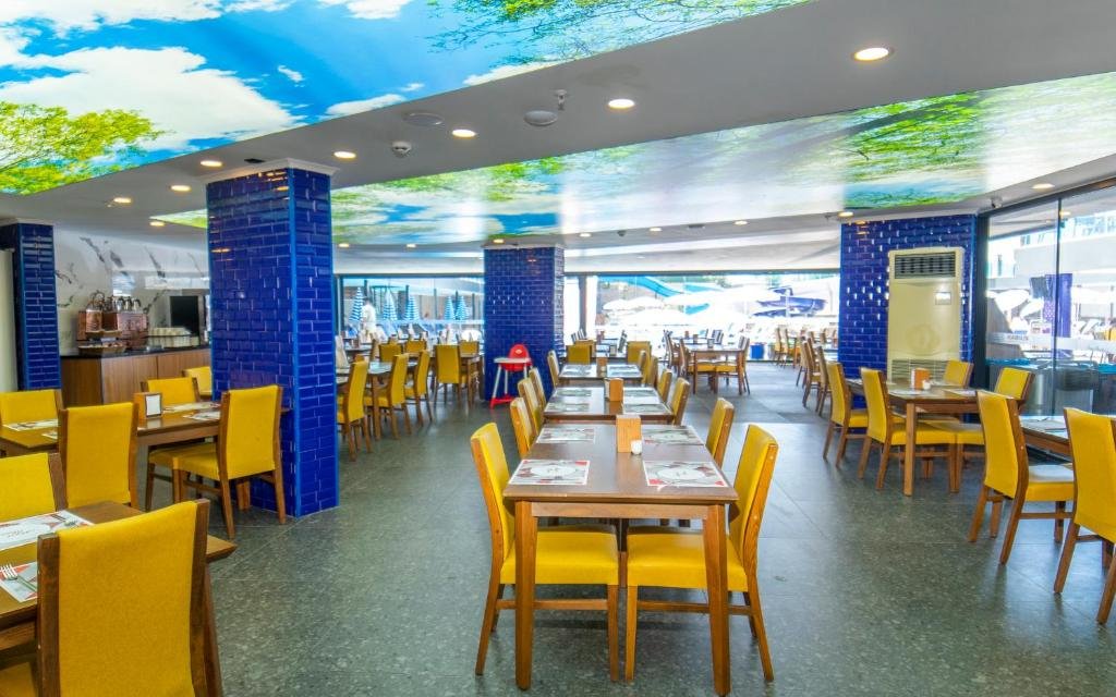 Hotel Relax Beach