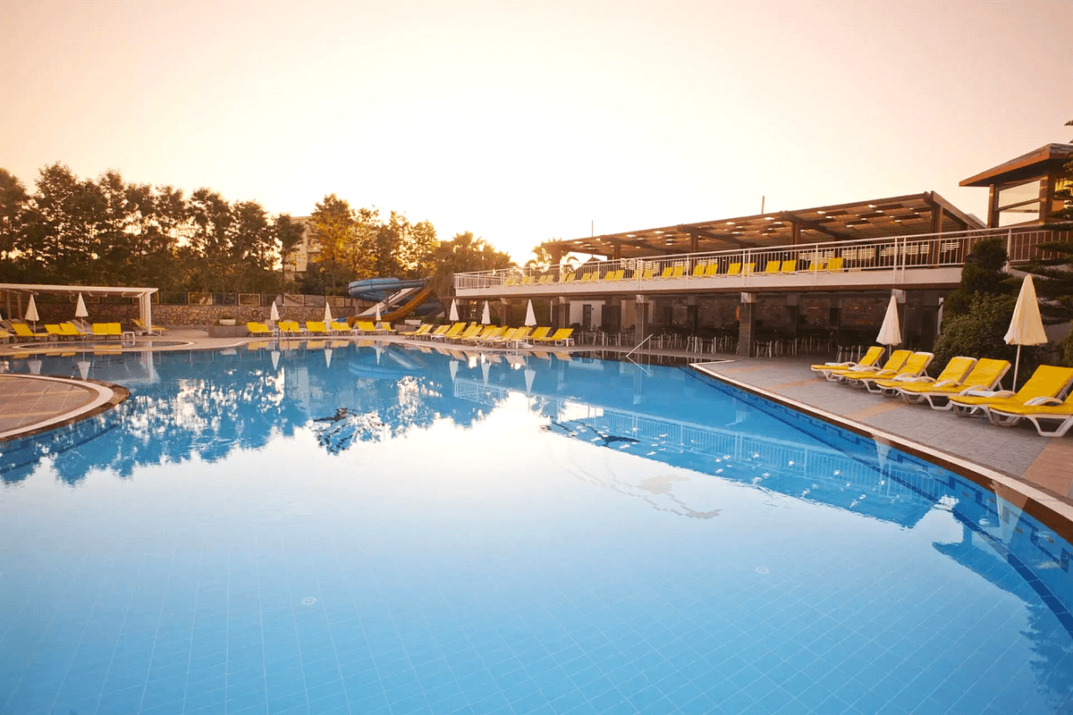 CLUB MERMAID VILLAGE