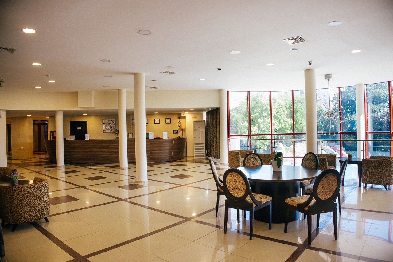 HOTEL HELIOS SAMOLOT 14 – 19 LAT