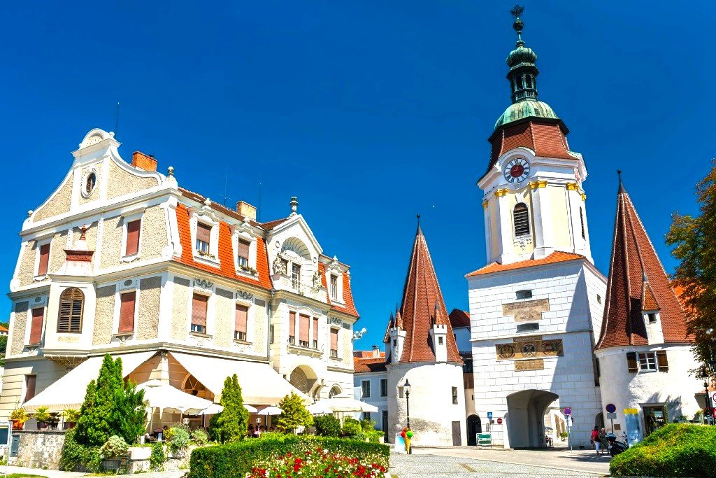 WIEDEŃ I UROKI DOLINY WACHAU