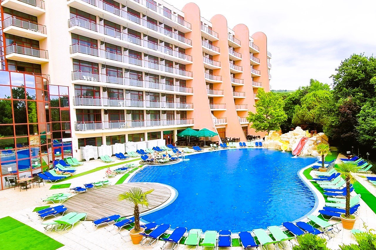 BUŁGARIA ZŁOTE PIASKI HOTEL HELIOS 14 – 19 LAT