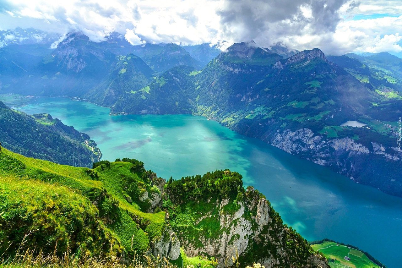 SZWAJCARIA BERNINA EXPRESS I PILATUS, PODRÓŻ NA SZCZYTY ŚWIATA