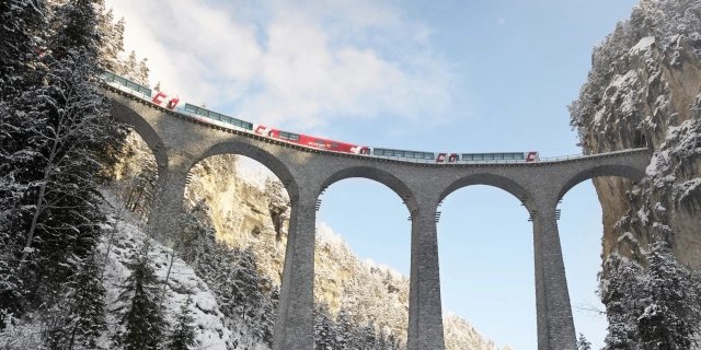 SYLWESTER W SZWAJCARII - BERNINA EXPRESS