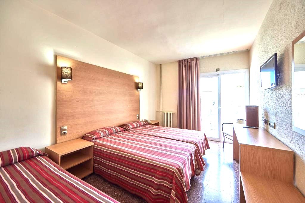 HOTEL DON JUAN + PARYŻ I DISNEYLAND 14 – 19 LAT
