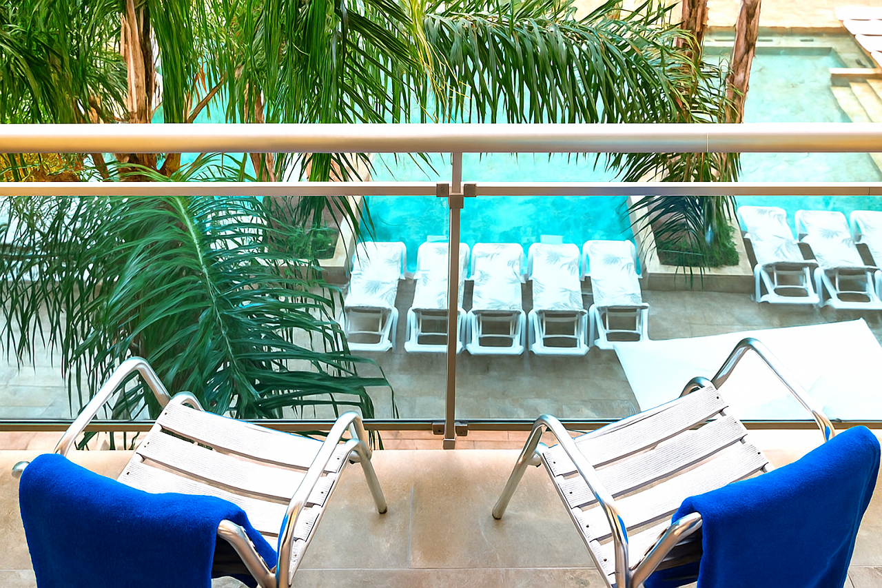 HOTEL LA PALMERA  14 – 19 LAT