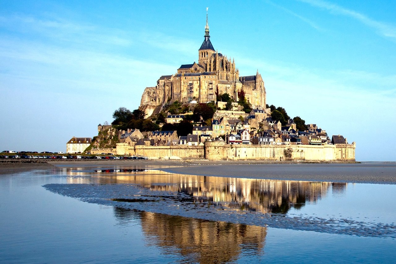 LEGENDARNE KRAINY, NORMANDIA I BRETANIA