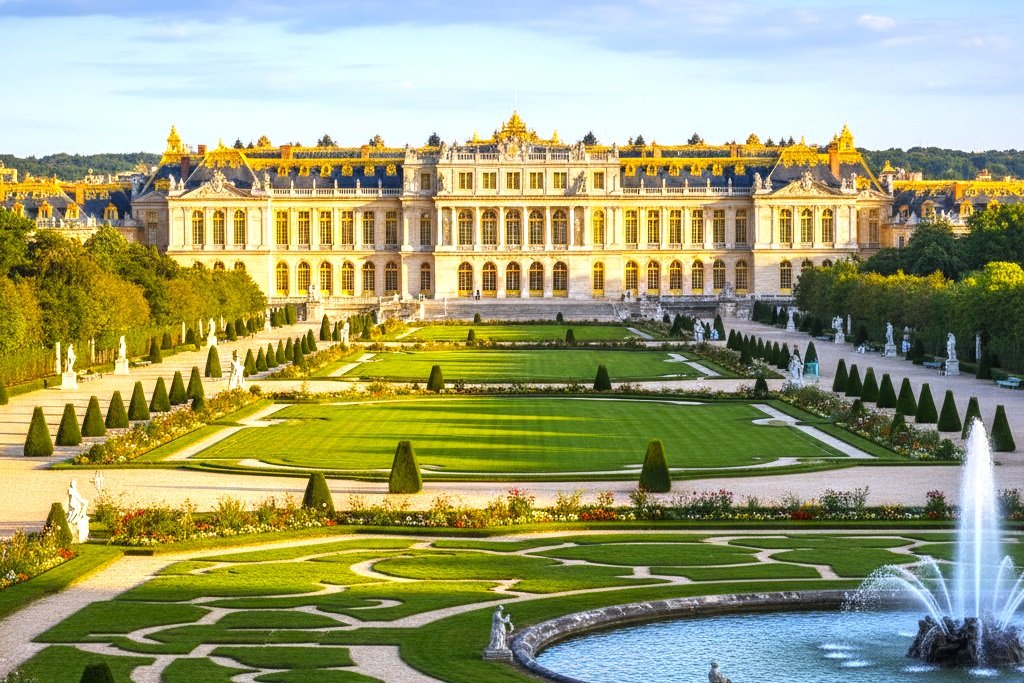 PARYŻ I KRÓLEWSKI PRZEPYCH WERSALU