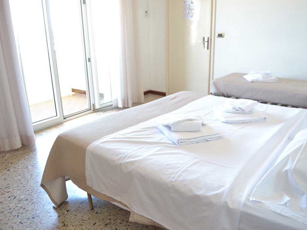 HOTEL ARTIDE + 2 PARKI 14 – 18 LAT