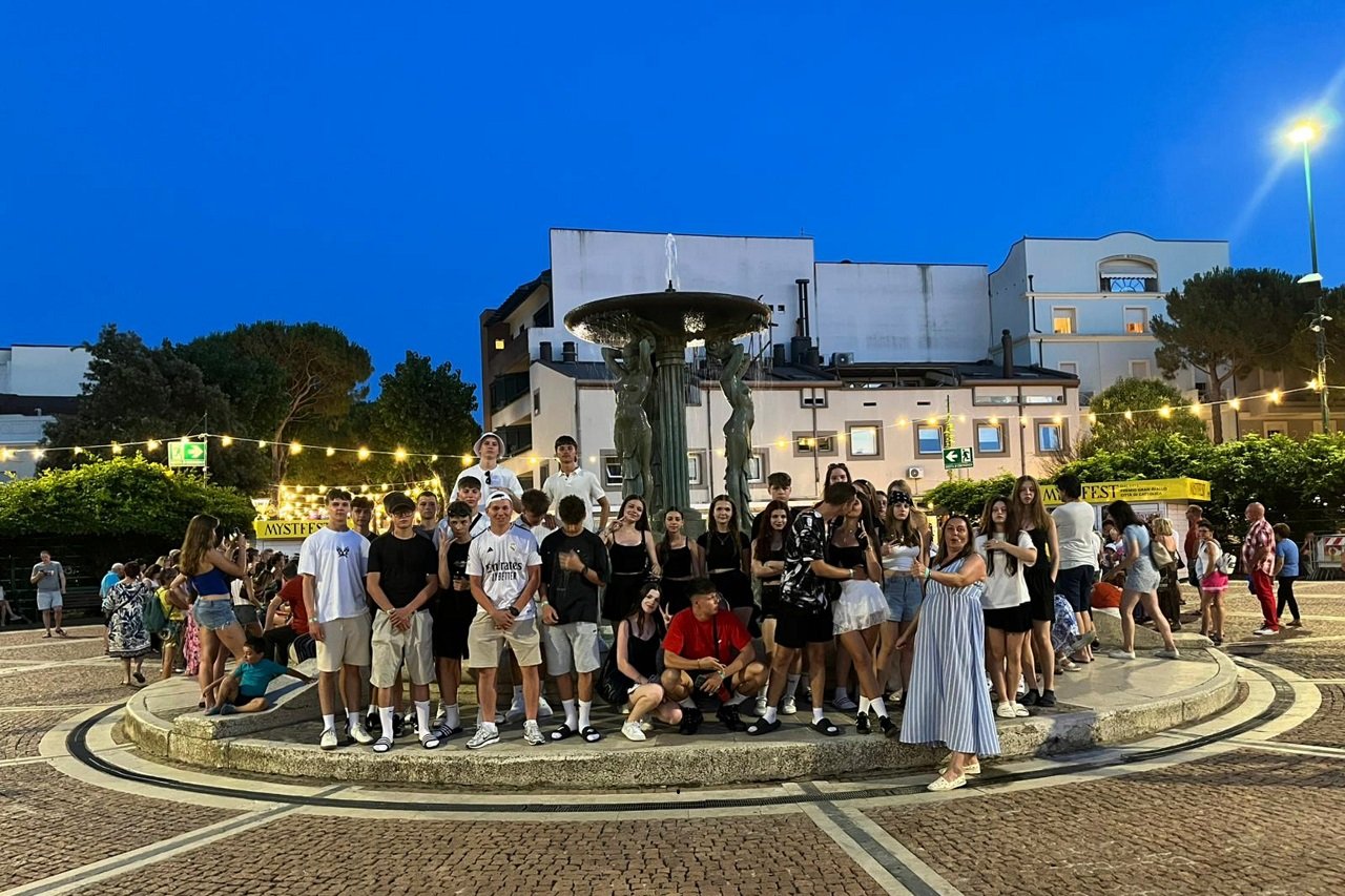 HOTEL ARTIDE + 2 PARKI 14 – 18 LAT