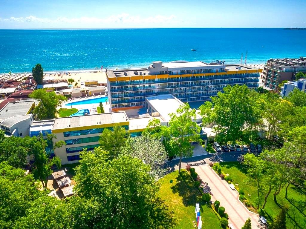 HOTEL GLARUS BEACH
