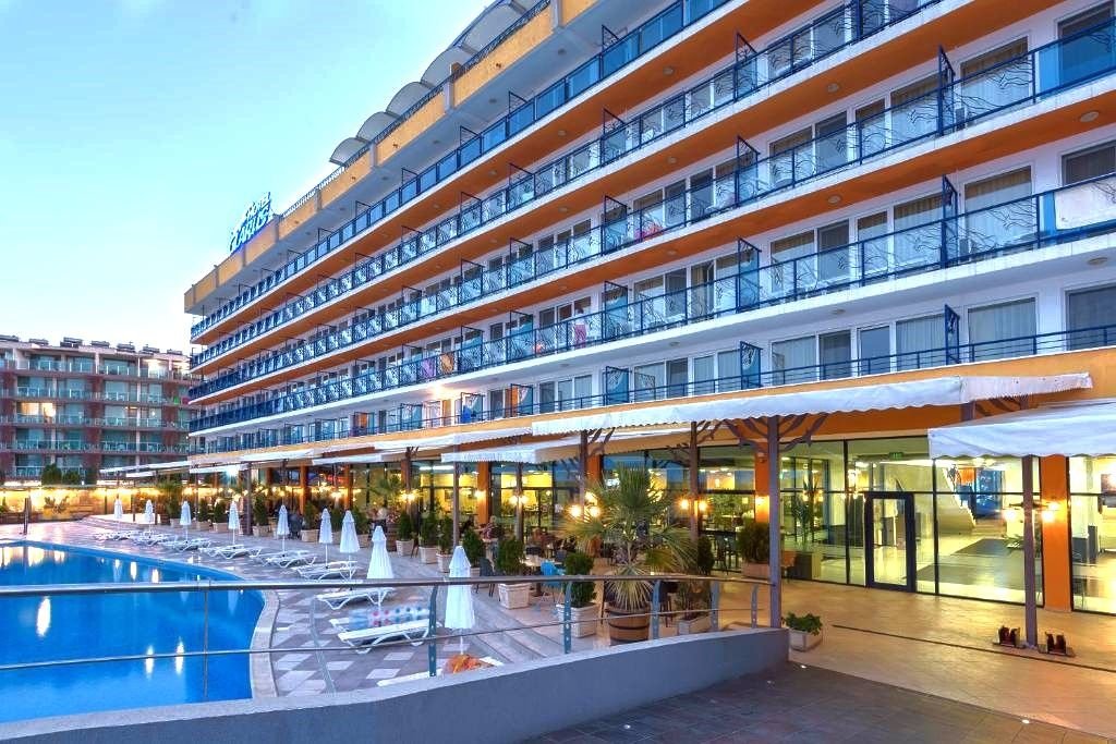 HOTEL GLARUS BEACH