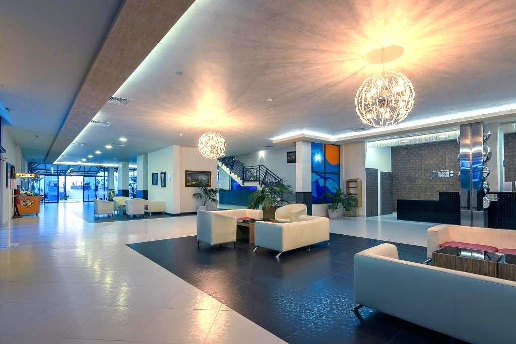 HOTEL GLARUS BEACH