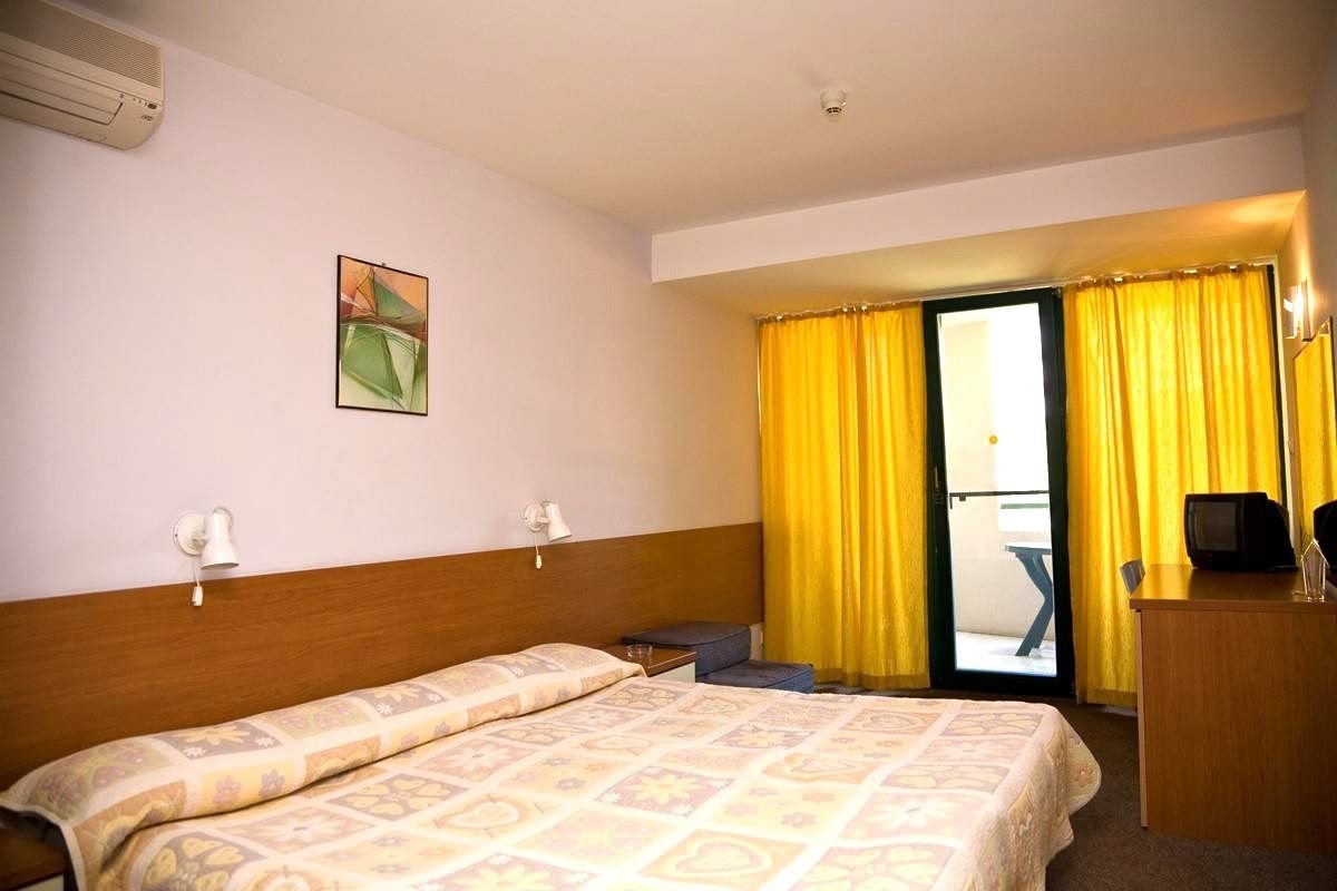 HOTEL TRAKIA