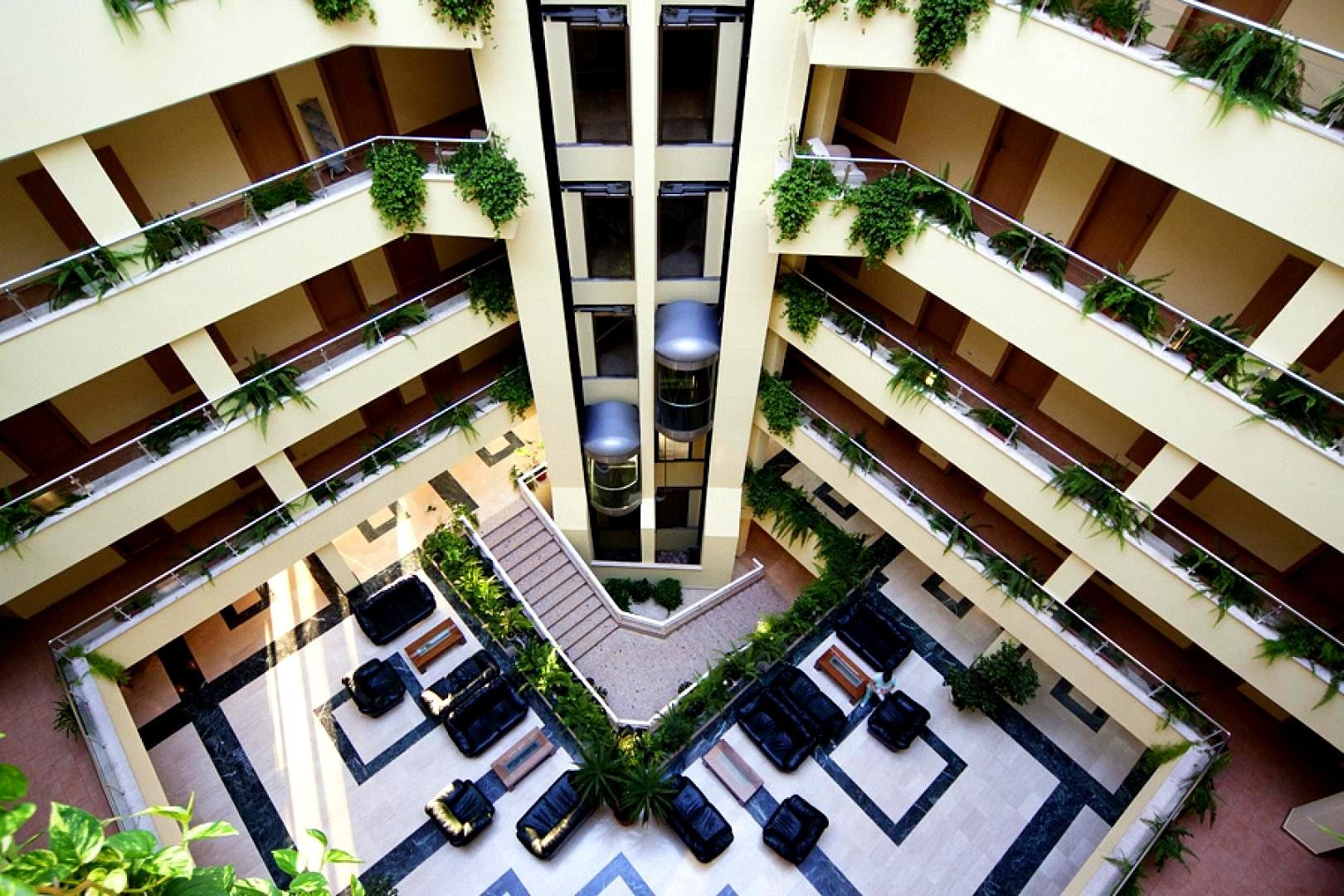 Hotel Luna