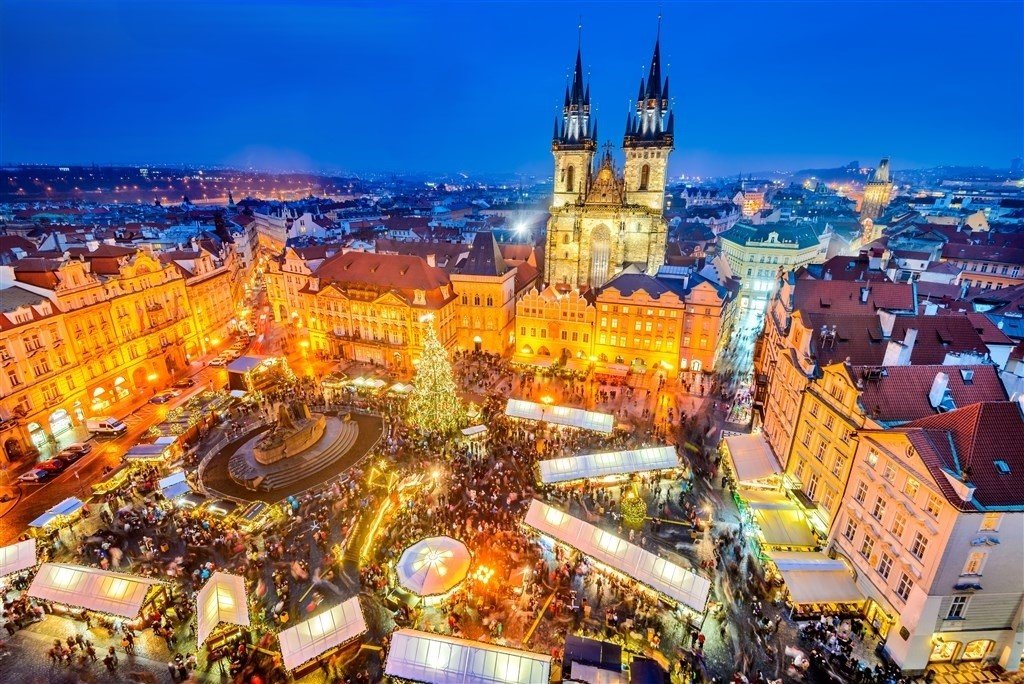 https://selvatour.pl/wycieczki/czechy/jarmark-bozonarodzeniowy-praga-express,XCZWYJPRA/?id=CglTZWx2YVRvdXISBFNMVkEaA1BMTiIJWENaV1lKUFJBKAY6BFAxMDBCBgiA5M3JBkoGCICH08kGUANaCwoJWENaV1lKUFJBYgUKA0dMSWoFCgNYQ1p6BQoDWENaggEFCgNHTEmSAQYIgOTNyQaaAQYIgIfTyQaiAQUKA1RSQaoBAwoBT%252BIBCQoHUmVzYWJlZeoBCQoHUmVzYWJlZfIBCQoHUmVzYWJlZQ%253D%253D&participants%5B0%5D%5Badults%5D=1