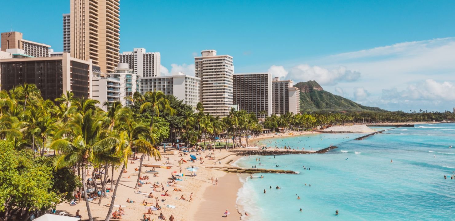 Widok na plażę Waikiki i Honolulu